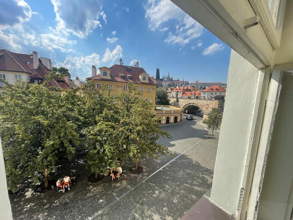River View Residence By Charles Bridge Прага Екстер'єр фото